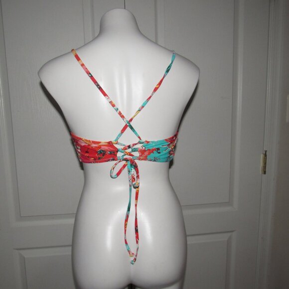 RELLECIGA Tropical Floral Cutout Bikini Top | Size XL - Picture 3 of 5